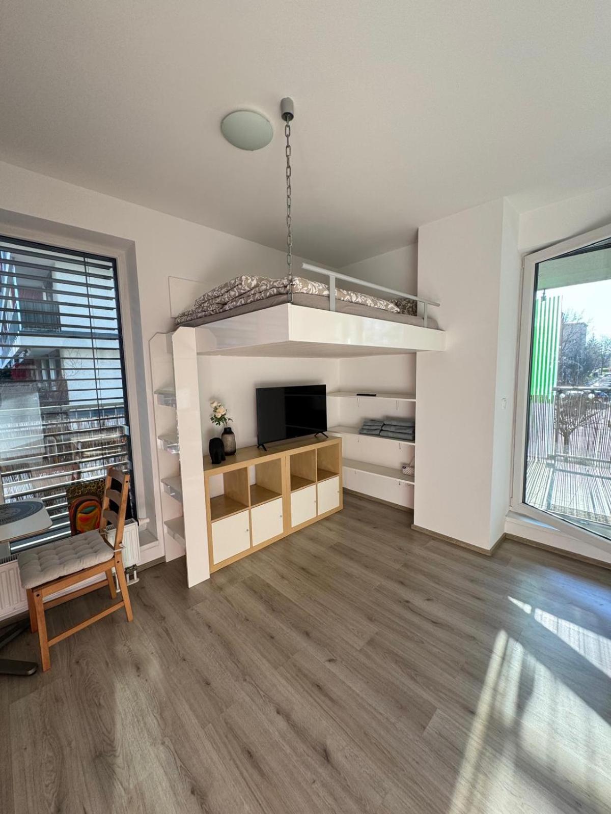 Terrace Visek Apartment Prague